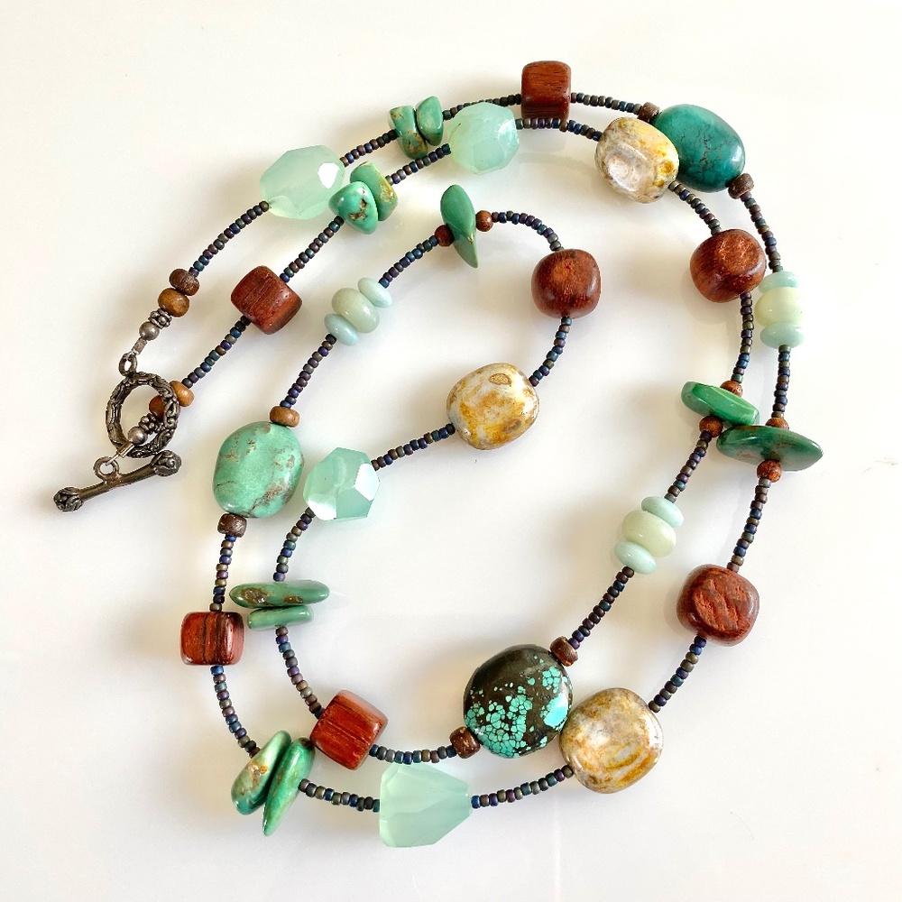 35" LONG HANDCRAFTED SEMIPRECIOUS STONE NECKLACE